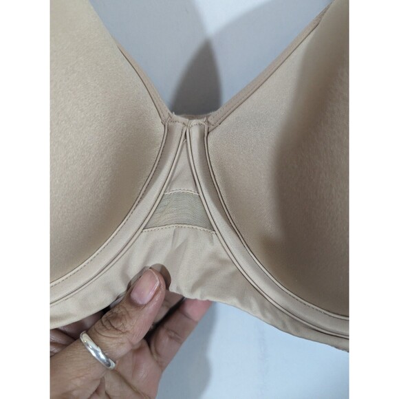 Bali EUC One Smooth Ultra Ligth Nude Bra Women Size 40D - Picture 4 of 5